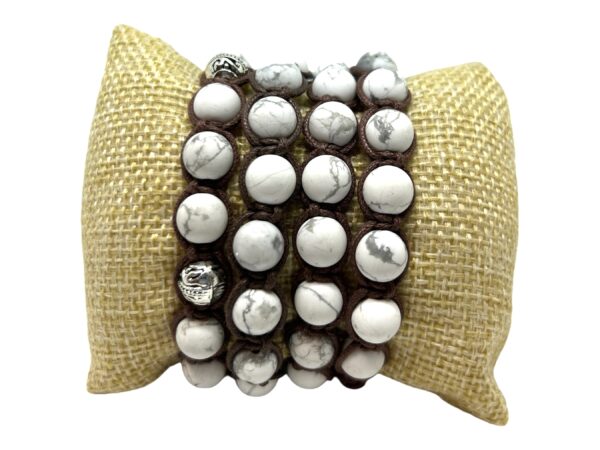 Howlite
